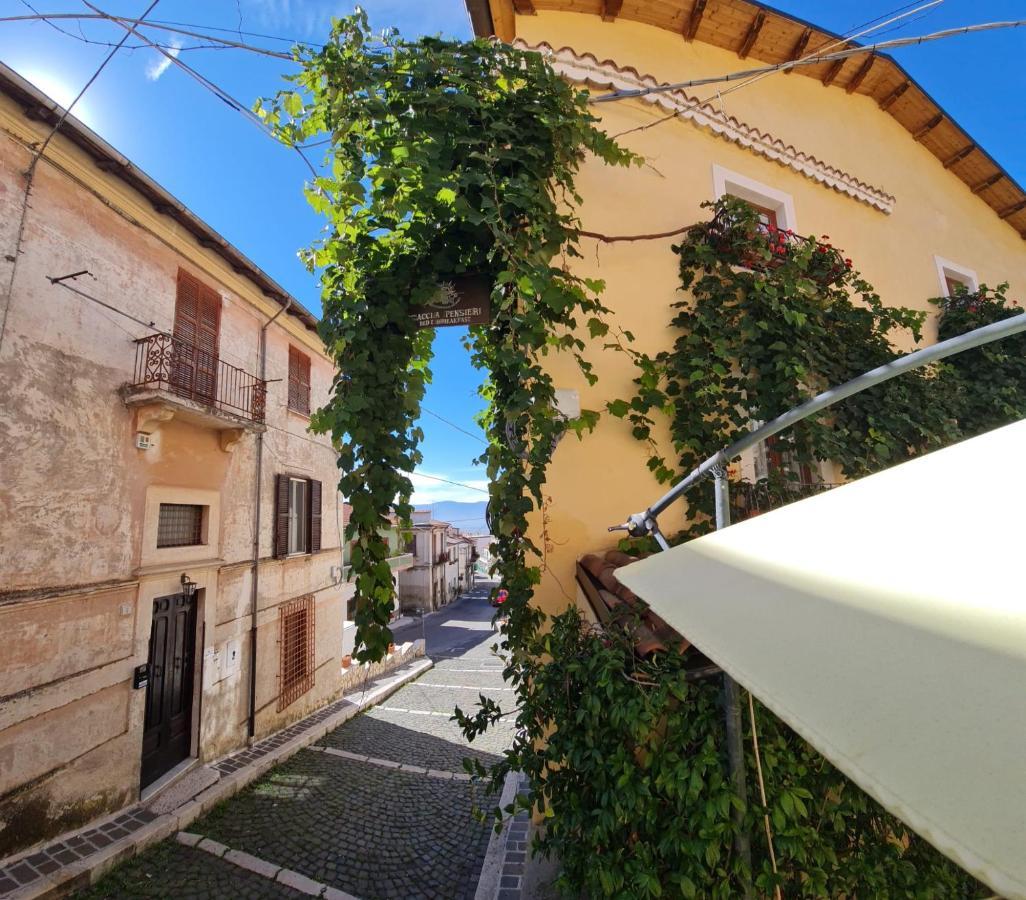 Scaccia Pensieri Villa Cerchio Exterior foto